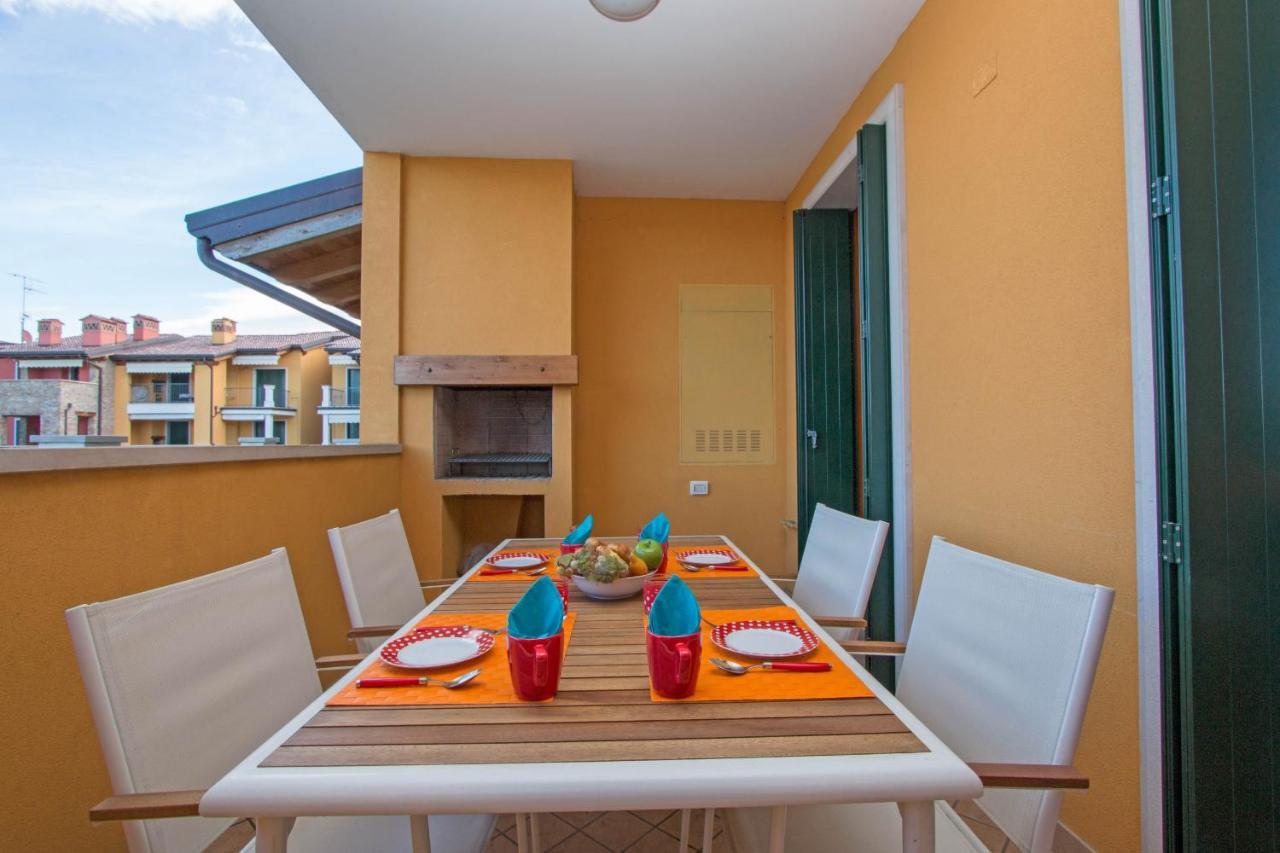 Baglio Degli Ulivi 3 Apartment By Wonderful Italy Sirmione Luaran gambar